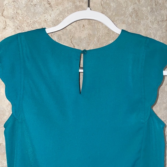 41 Hawthorn teal scalloped sleeved blouse - medium - Picture 4 of 7